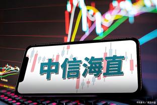 世体：巴萨不会给罗克施加压力，希望他本赛季先了解球队比赛风格